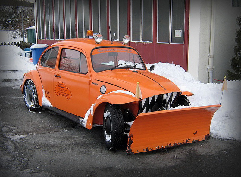 VW Beetle snow